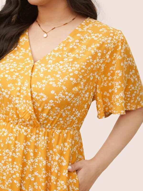 Bloom Dress - Flutter Sleeve Ditsy Floral Pocket Split Maxi Dress - Image 32