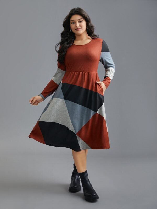 Round Neck Geometric Colorblock Contrast Dress - Image 2