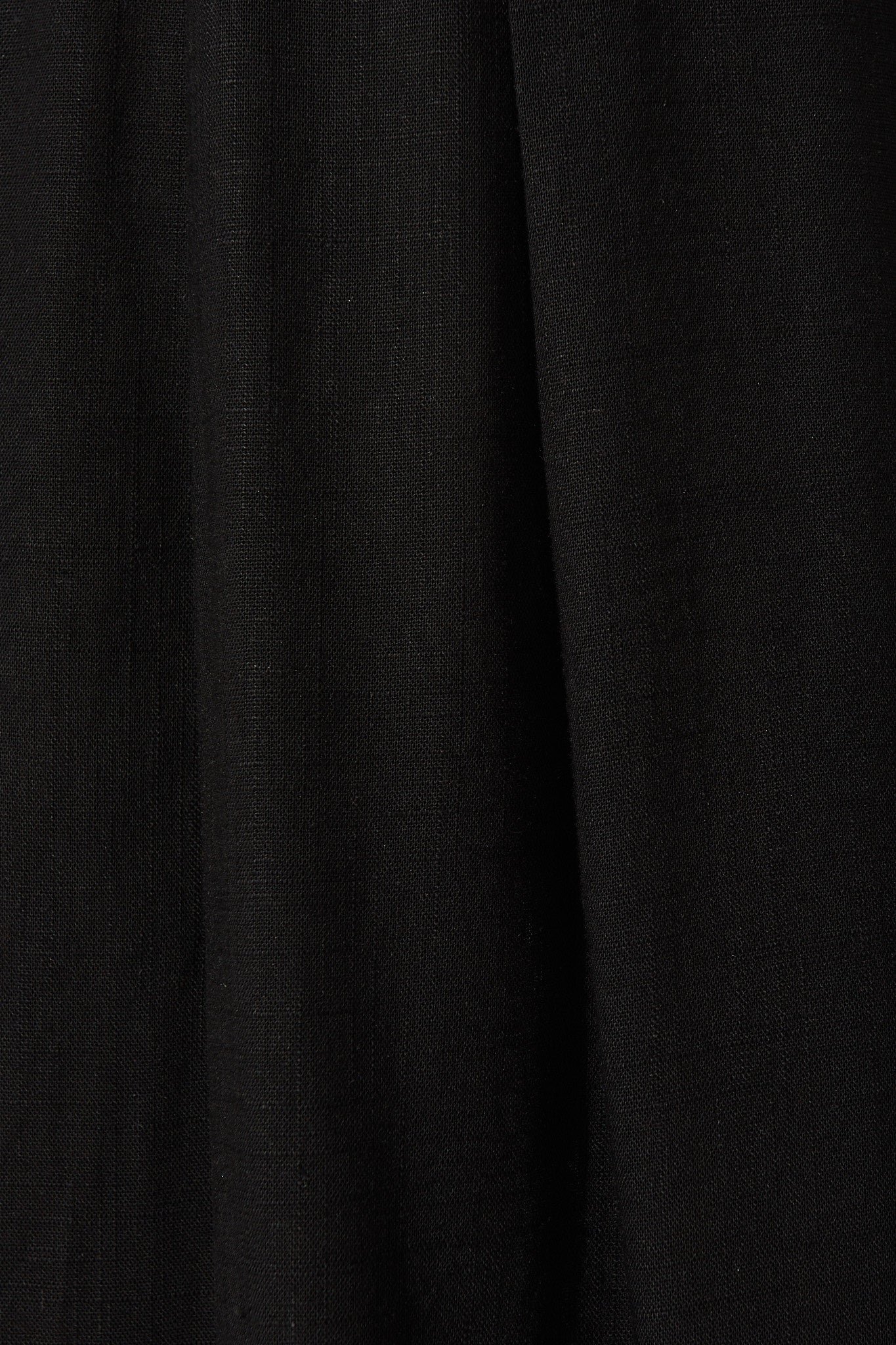 Midi Skirt In Black Linen - Image 11