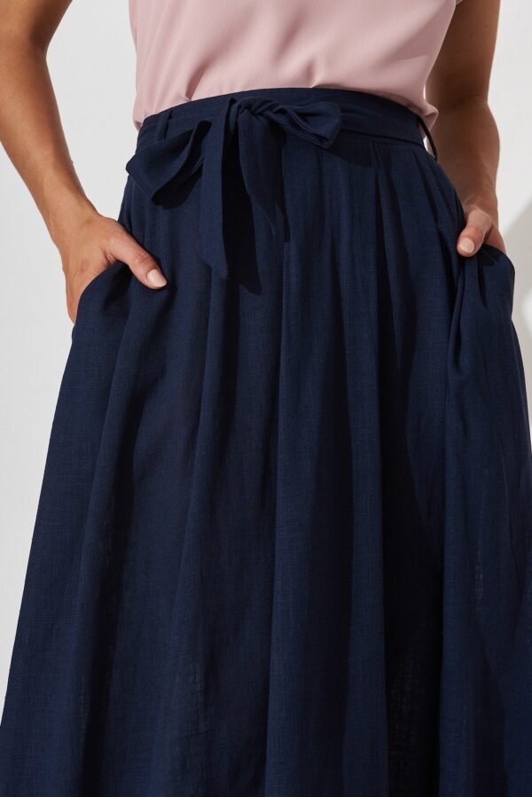 Midi Skirt In Navy Linen - Image 9