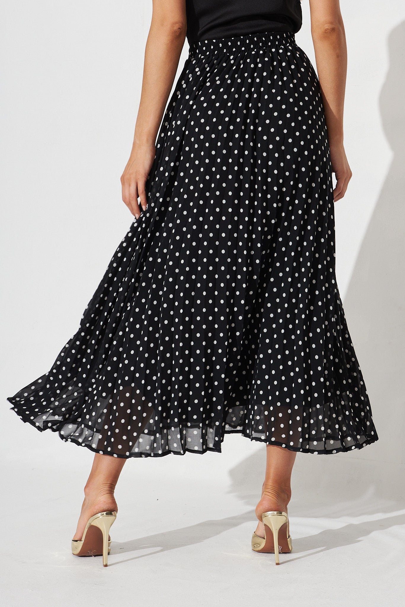 Midi Pleat Skirt In Black With White Spot Chiffon - Image 4