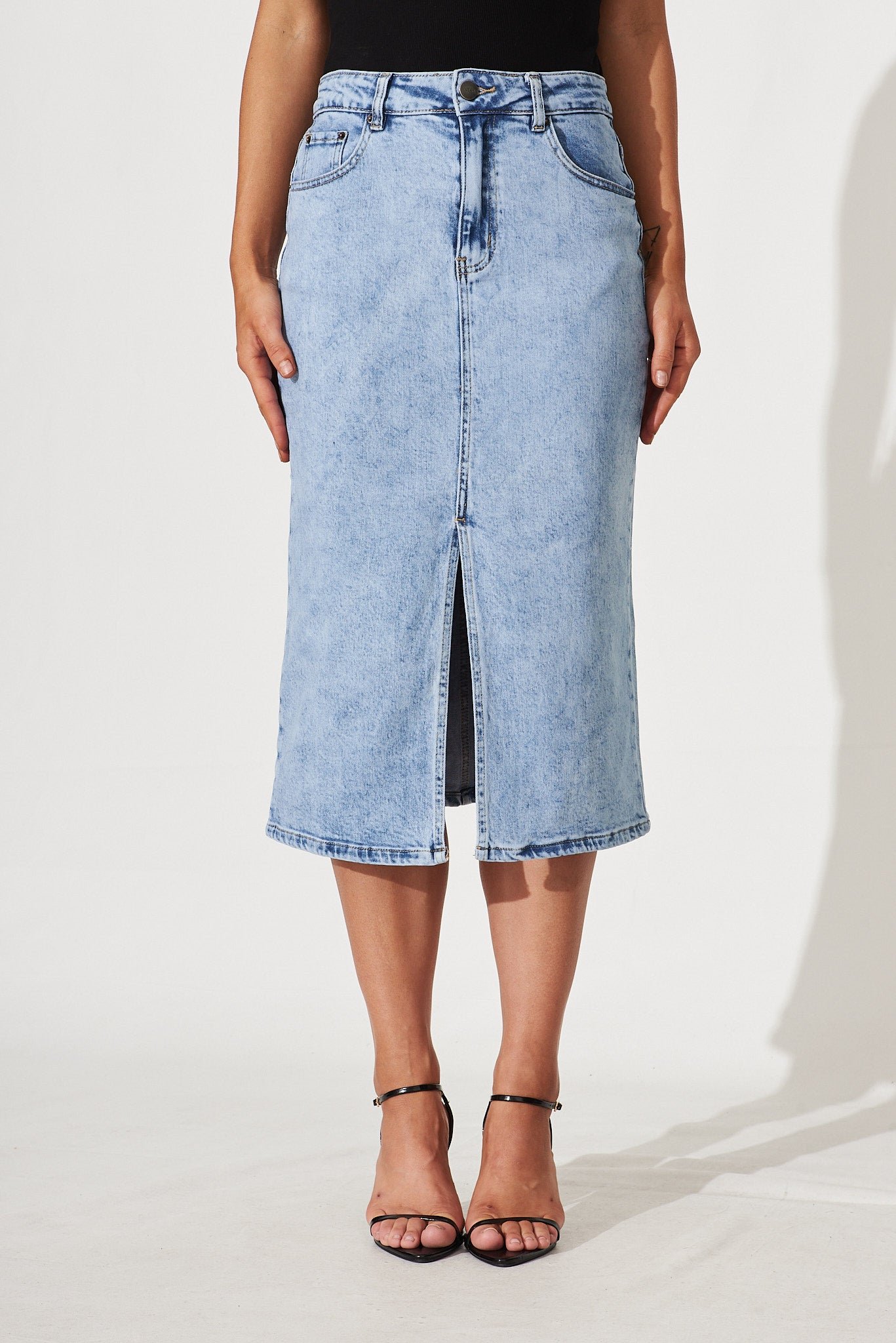 Midi Stretch Denim Skirt In Light Blue Wash