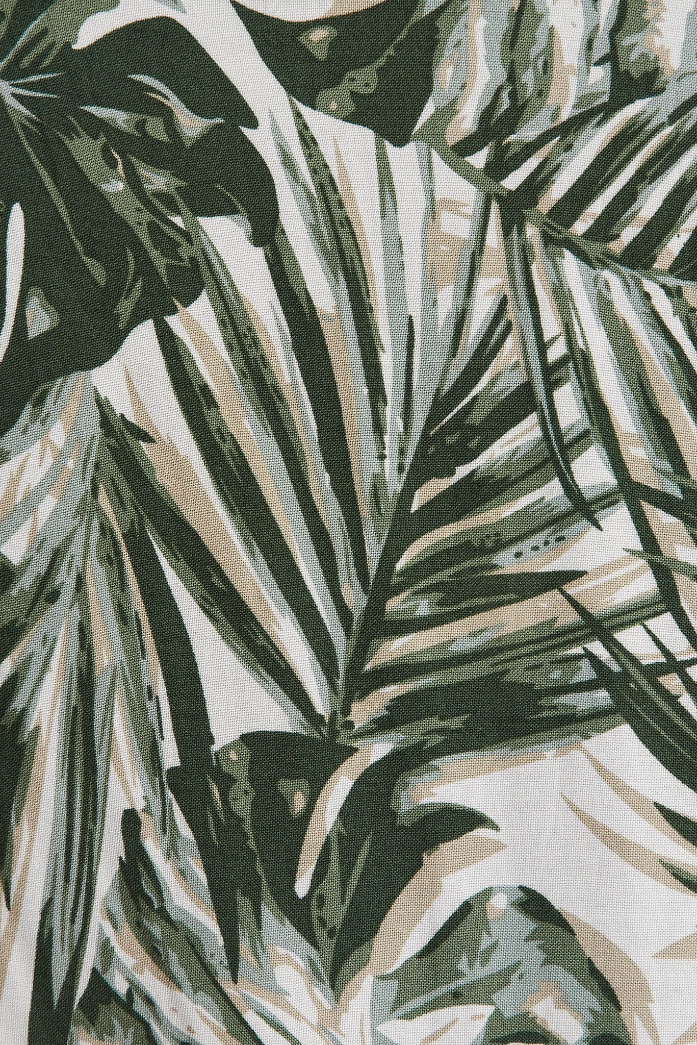 Maxi Skirt In Green Leaf Print - Image 7