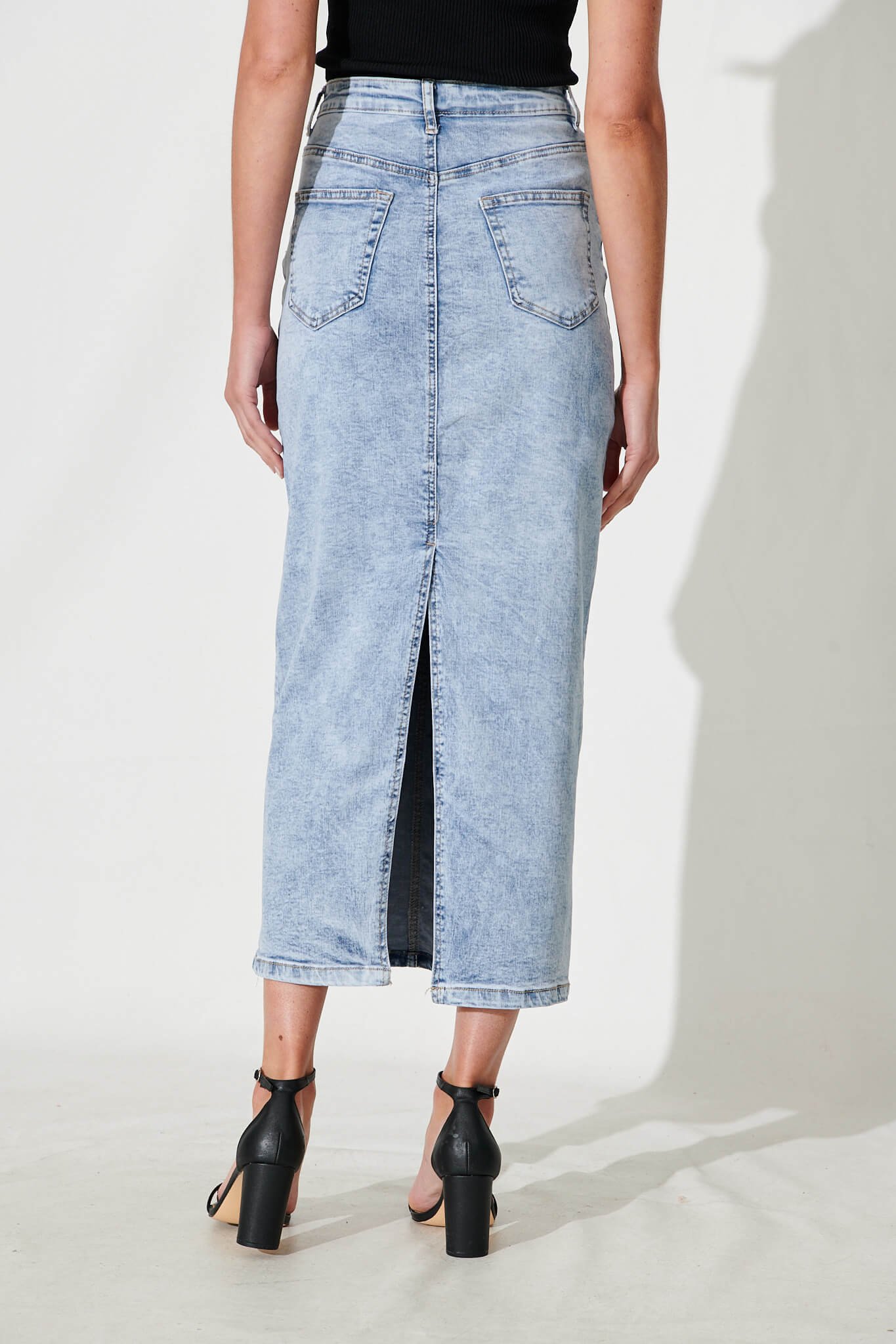 Maxi Stretch Denim Skirt In Light Blue Wash - Image 4