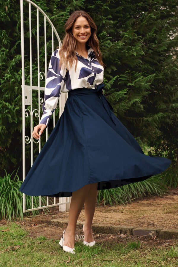 Midi Skirt In Navy Cotton - Image 3