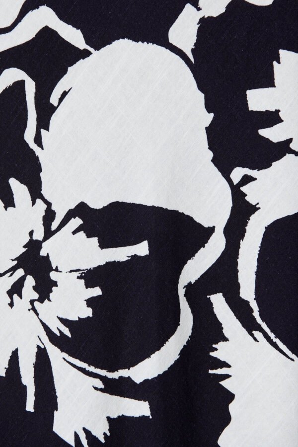 Midi Skirt In Ink With White Print Linen Blend - Image 6