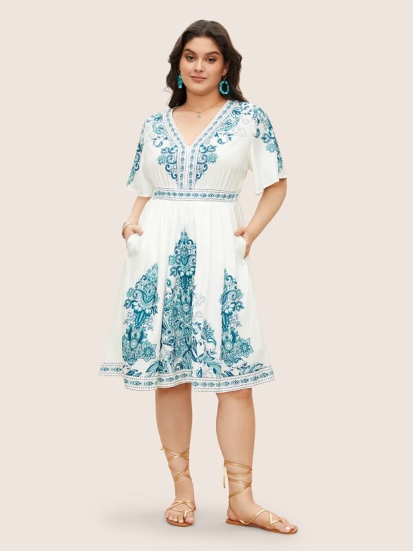 Bandana Print Ruffle Sleeve V Neck Pocket Knee Dress - Image 17