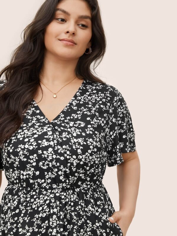Bloom Dress - Flutter Sleeve Ditsy Floral Pocket Split Maxi Dress - Image 16