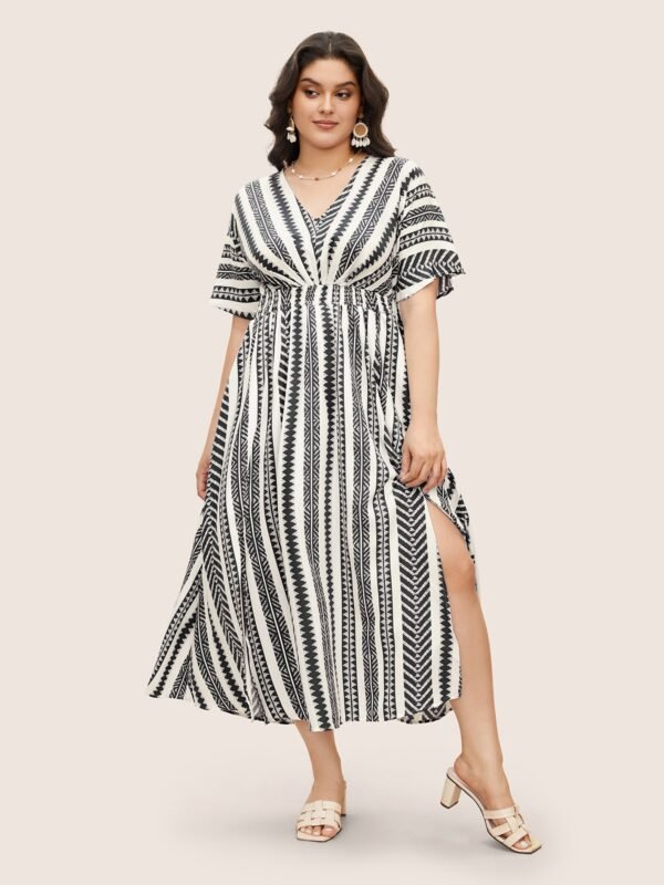 Solid Geometric Dolman Sleeve Pocket Shirred Split Hem Dress - Image 26