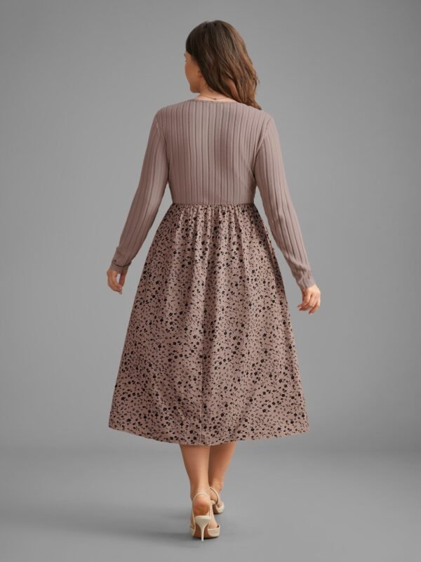 Ditsy Floral Patchwork Texture Midi Dress - Image 18