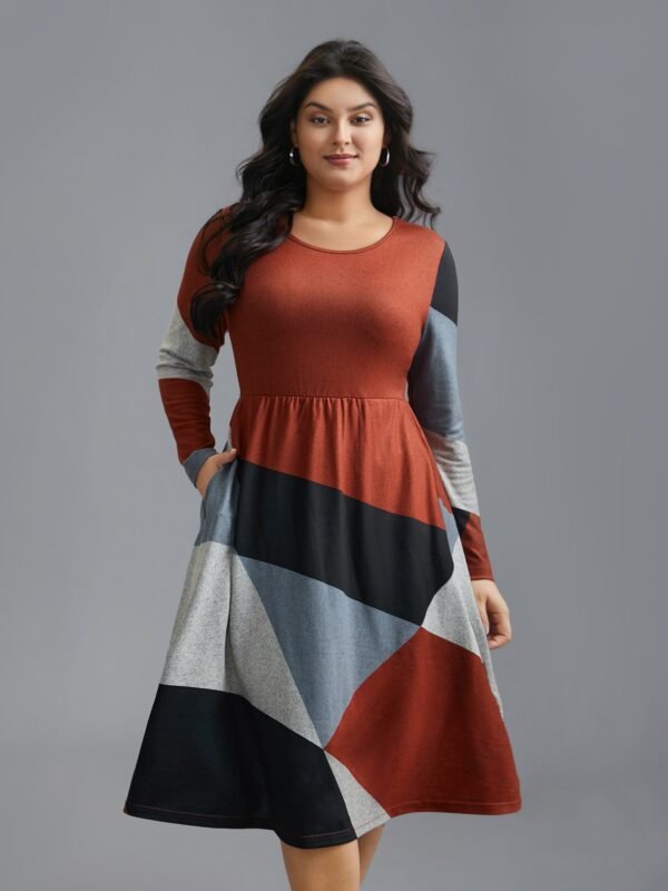 Round Neck Geometric Colorblock Contrast Dress - Image 4