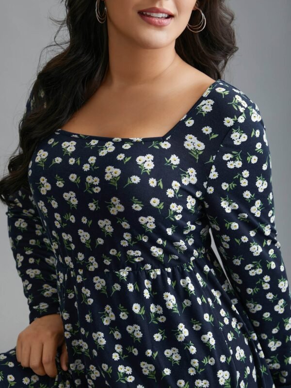 Ditsy Floral Square Neck Pocket Dress - Image 3