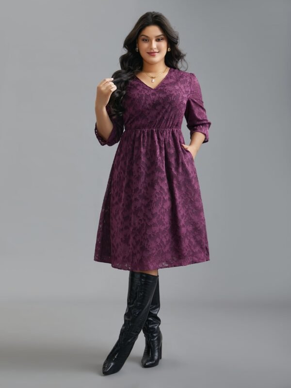 V Neck Burn-out Fabric Midi Dress - Image 2