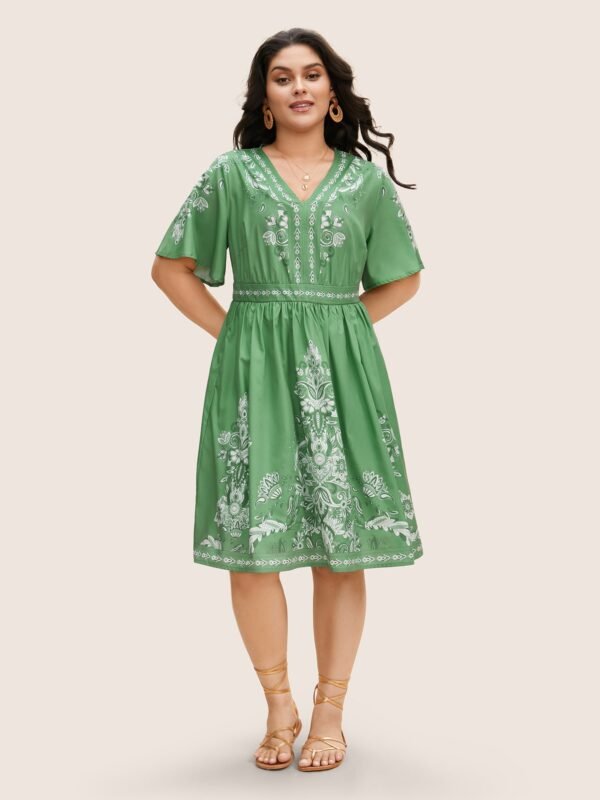 Bandana Print Ruffle Sleeve V Neck Pocket Knee Dress - Image 13