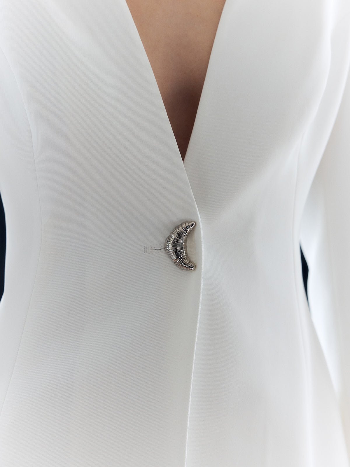 Solid Metal Button V-Neck Blazer - Image 3