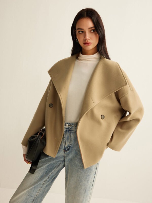 Large Collar Tweed Coat - Image 6