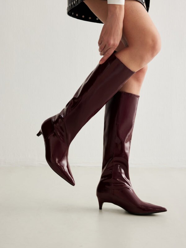 Pointed Toe Kitten Knee High Boots - Image 7