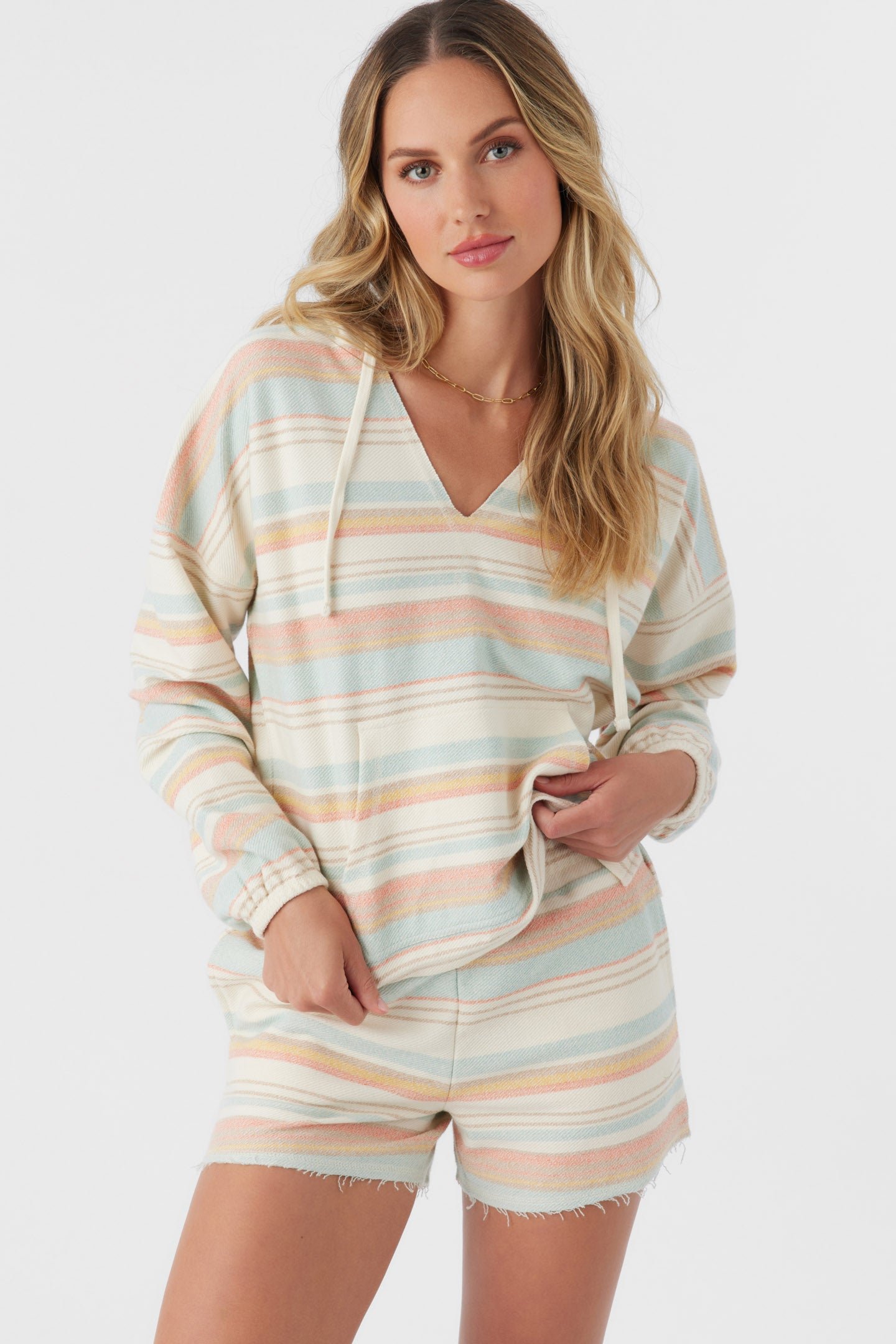 HOODED LOUNGE PULLOVER